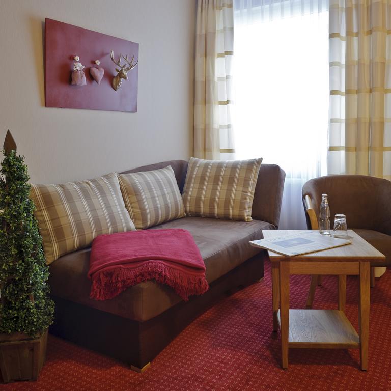 Hotel Pfeffermuehle Borchen Buitenkant foto